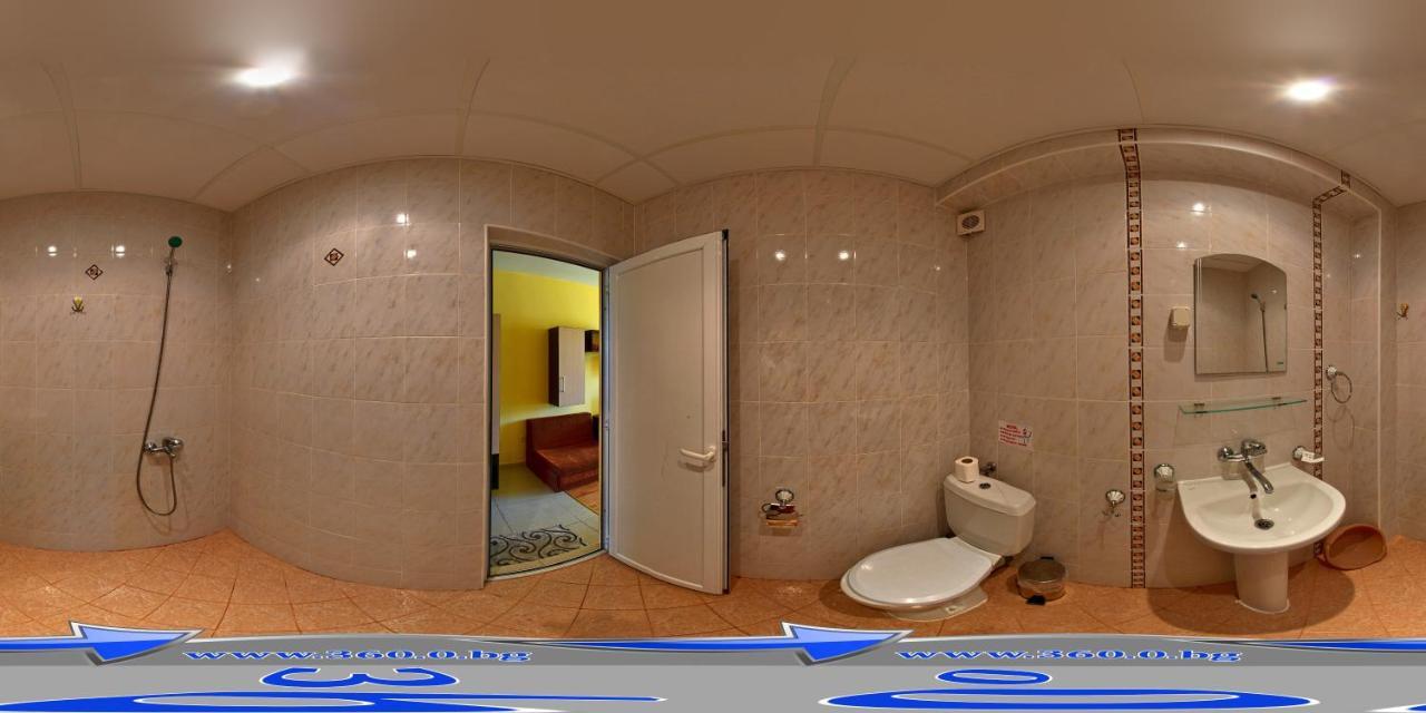 Семеен Хотел Атива - Family Hotel Ativa Łozenec Zewnętrze zdjęcie