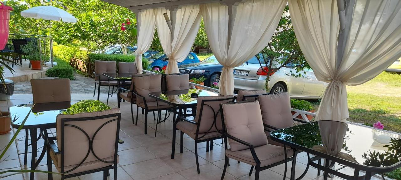 Семеен Хотел Атива - Family Hotel Ativa Łozenec Zewnętrze zdjęcie